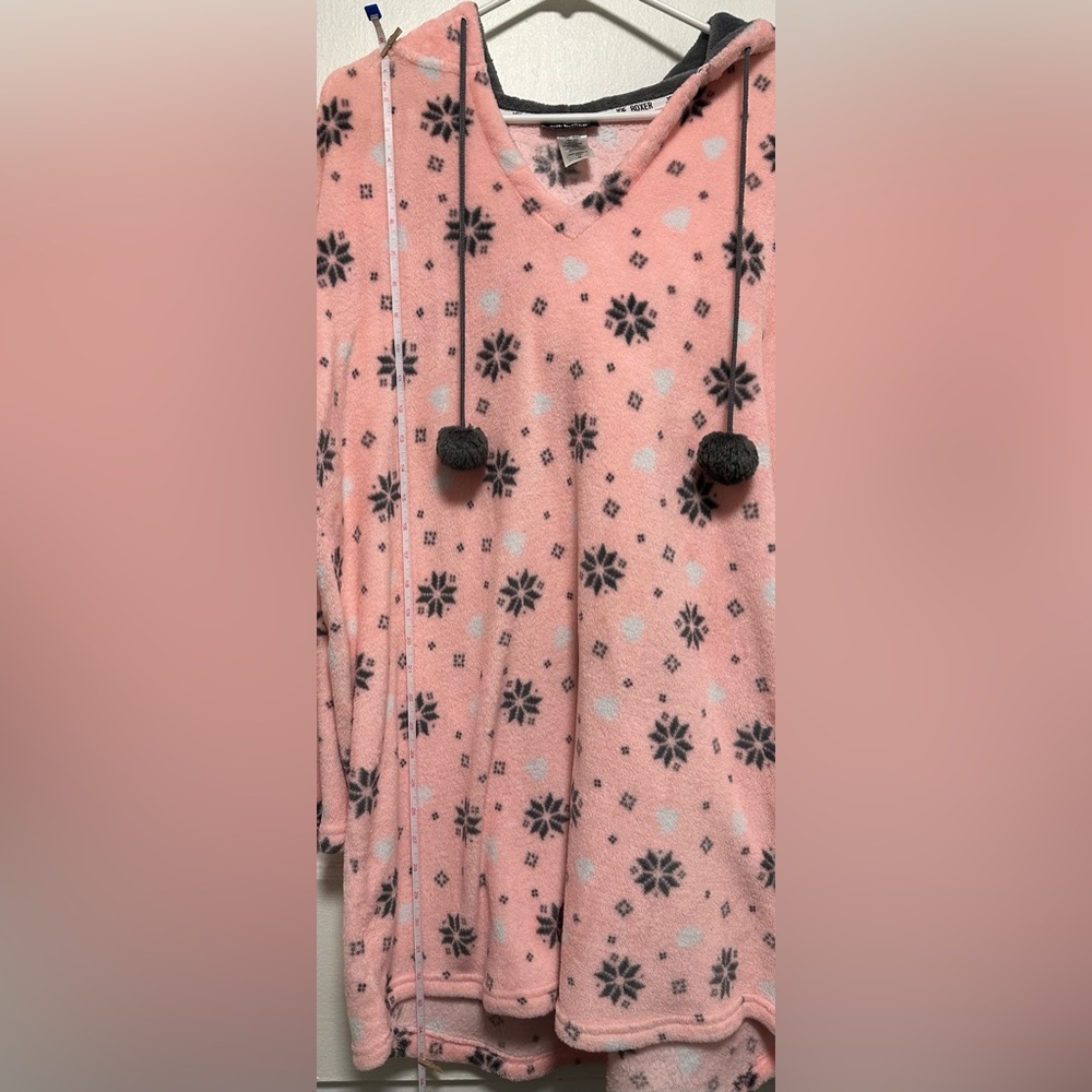 Women’s Joe Boxer Hooded Nightgown - Picture 5 of 10